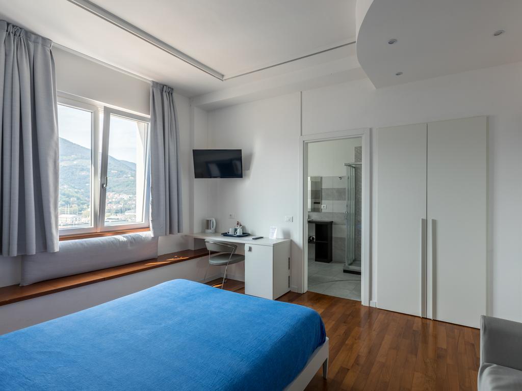 Guesthouse Il Grattacielo Sul Golfo La Spezia Eksteriør billede