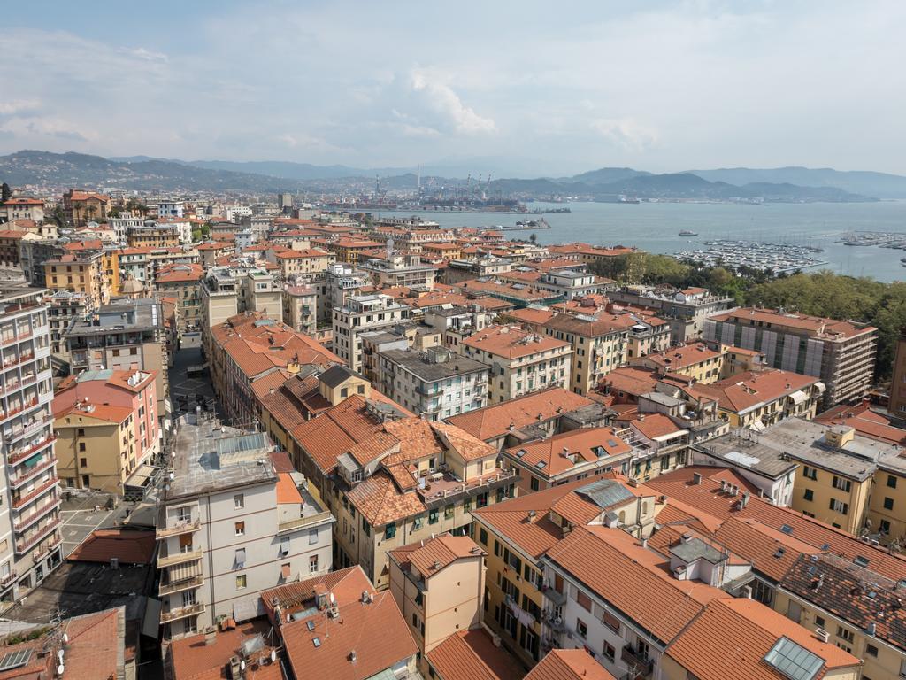 Guesthouse Il Grattacielo Sul Golfo La Spezia Eksteriør billede
