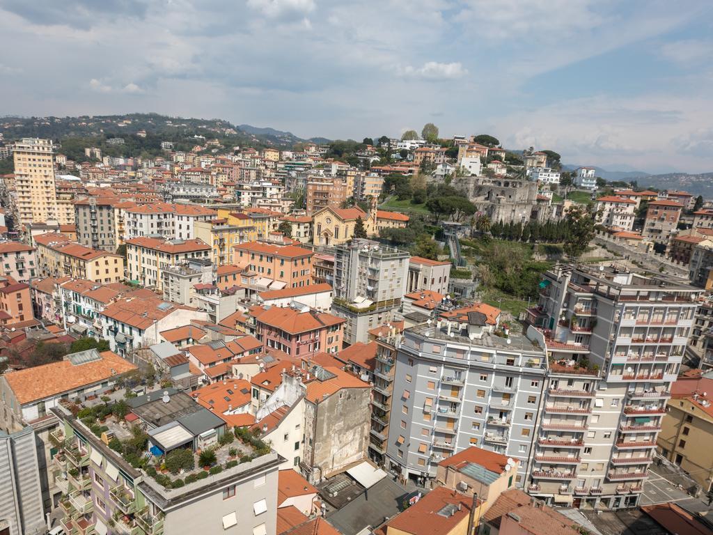 Guesthouse Il Grattacielo Sul Golfo La Spezia Eksteriør billede